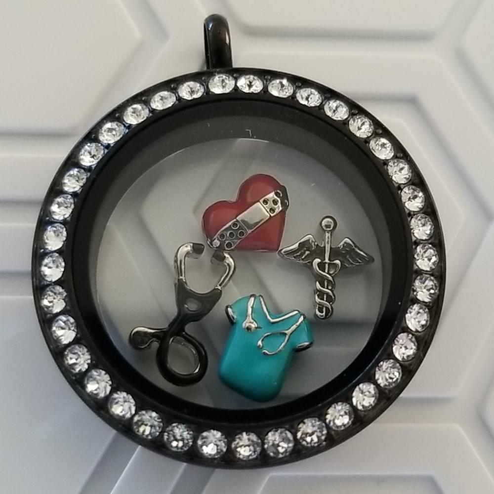 Origami owl larger black living locket